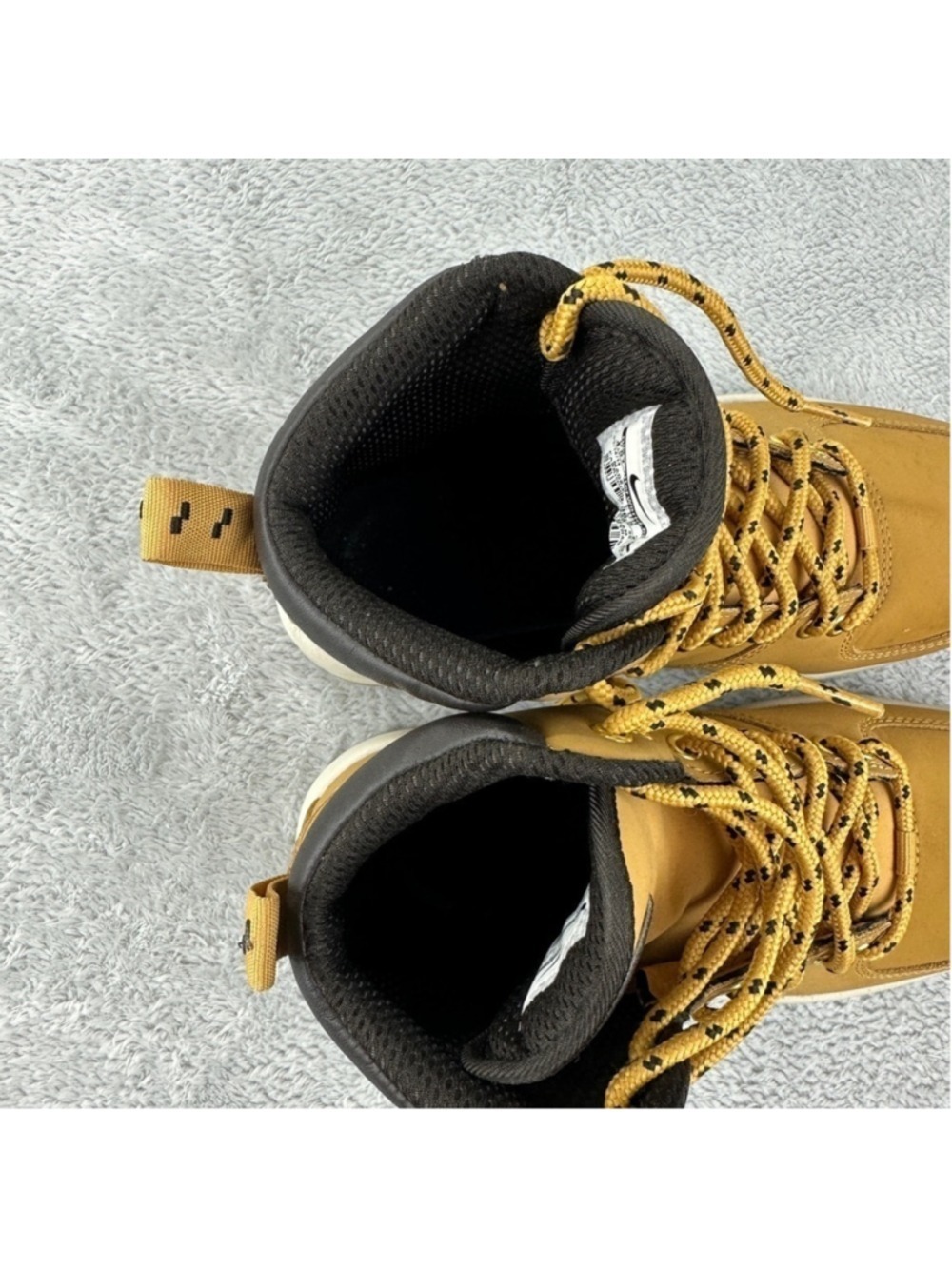 Nike ACG Manoa Leather Boots Haystack Size 4.5Y - Picture 9 of 13